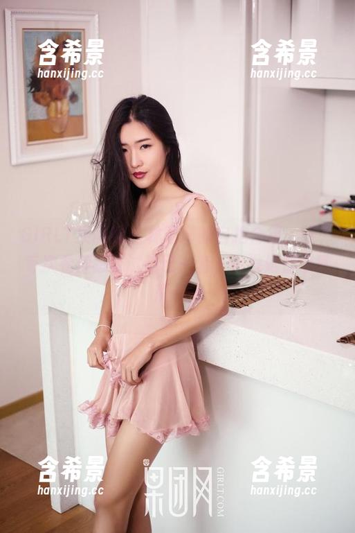 GIRLT果团网-林弯弯 GIRLT果团网 - 林弯弯的自拍合集,唉,每次看都想试试自己一套,但没她那个气质……