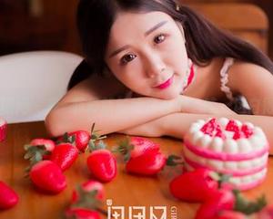 GIRLT果团网 – 龚玥菲最新的纯白合集，哇，这白得真干净！