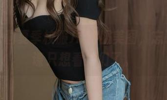 喵糖映画夏季校服JK制服美图，忘了做功课只想看她们了。