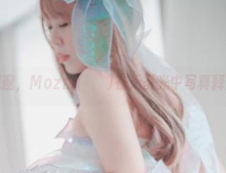 泳池深邃，Mozzi(모찌)在无圣光中写真释放自我