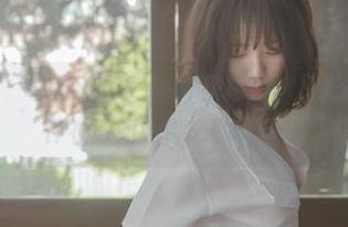 在MyuA(뮤아)的SOOTV–针织裙里，从未想过会对一件衣服如此留恋的写真！