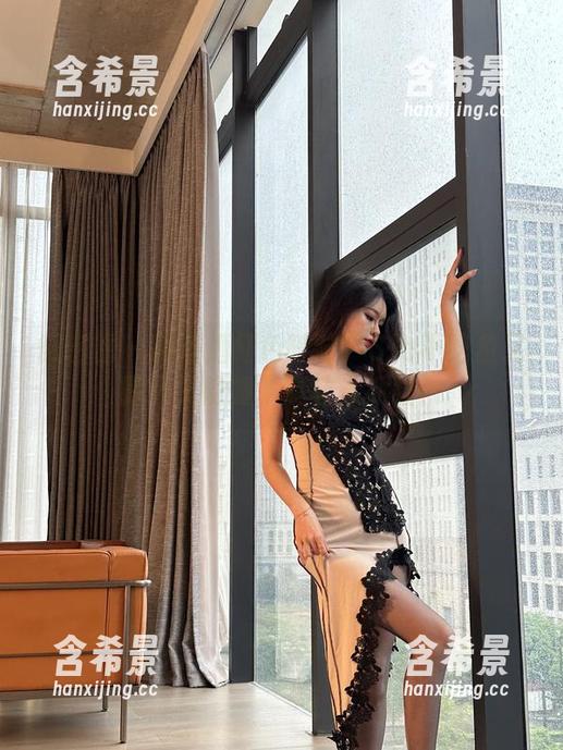 微密圈 - 高清酒红色暧昧！Sia不吃鱼又露骨又隐晦，真让人抓狂！