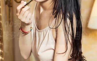 TouTiao头条女神 – 李丽莎的豹纹照片，这得花多少心思才能把镜头当个小喵？