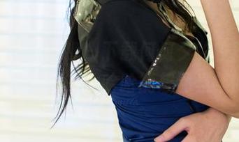 TuiGirl推女郎 – 下载何何夕的校服，校园气息扑面而来，哈哈能想到当年的自己