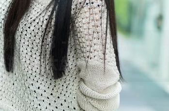 TuiGirl推女郎 – 毛衣控的逆袭：纯小希私拍美图大盘点，懒散却绝美！