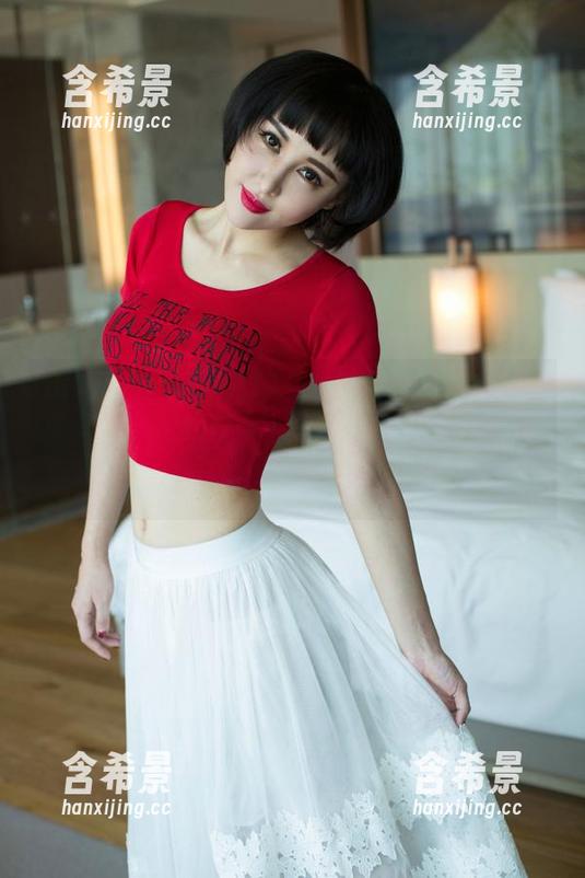 UGirls尤果网 - Abby金金的纯白风我能看一年，图包天天都是新发现，果然是万人迷！