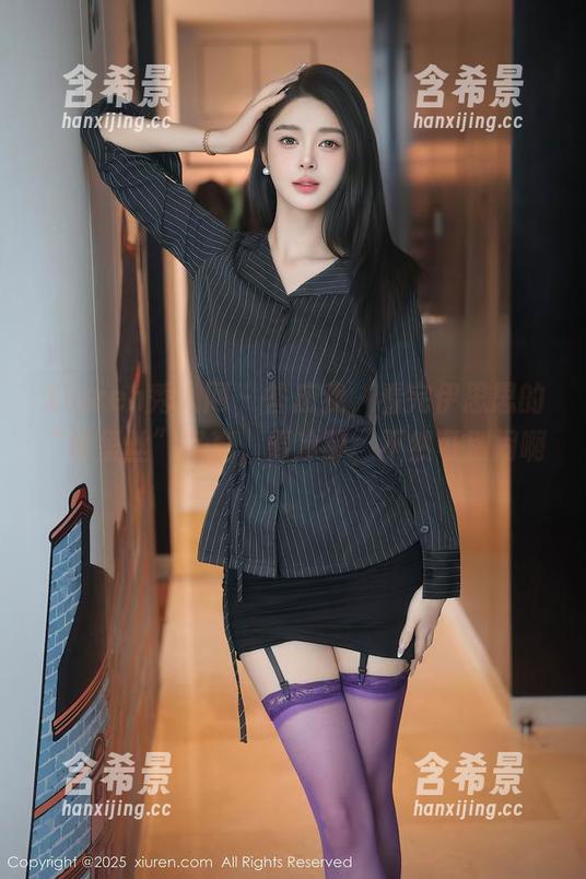 Xiuren秀人网 - 答应我，看完伊思思的“裤里丝”写真，要冷静，不然可别闹啊。