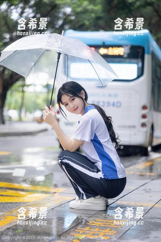 Xiuren秀人网 - 娜娜子yy油亮图集：完全进入了光圈与油油间的欢快舞蹈