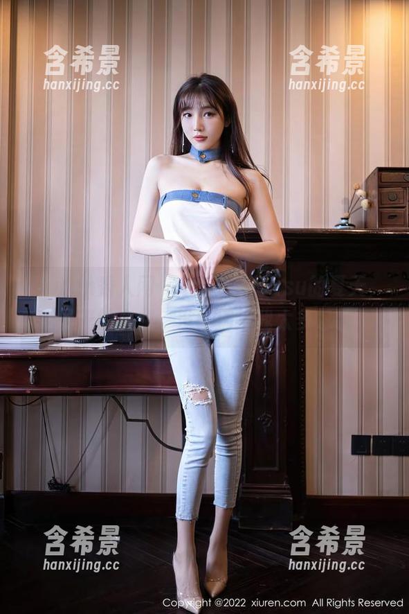 Xiuren秀人网 - 看，晚苏susu的夏天，无圣光的合集，没事别给我太多包装。