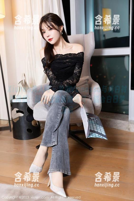 Xiuren秀人网 - 梦娜Vanessa与其白衬衫同框：图库里清新的选项，适合白日梦发呆