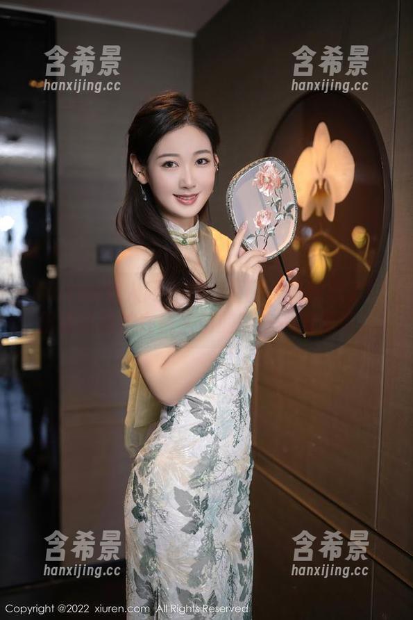 Xiuren秀人网 - 这组原图太有意思了！田冰冰妹妹在镜头前的萌态一览无遗！