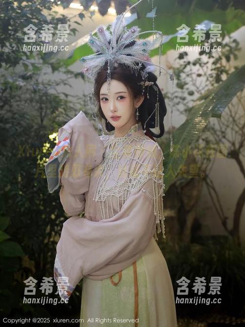 Xiuren秀人网 - 全套御姐，陈小花在图片里游刃有余，丝毫不让人失望。