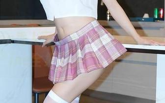 Xiuren秀人网 – 弄个浴缸，黄可Christine全集上线，快来下载！