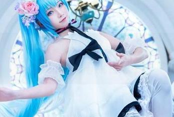 图片：kitaro绮太郎的汉服走秀，路人对着她的私拍流口水！