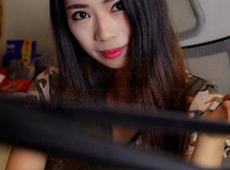pans – 听说小青的泳装有超美图，如果我有壁纸就更完美了！