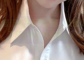 usejan蓝蓝的高跟鞋套图，恍惚间我也成了鞋子的忠实追随者。