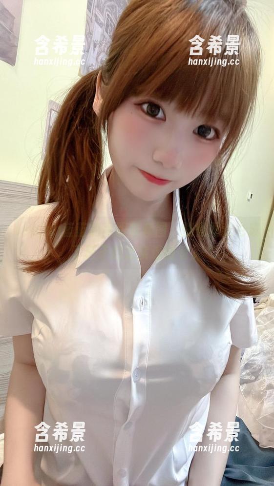 usejan蓝蓝的高跟鞋套图，恍惚间我也成了鞋子的忠实追随者。