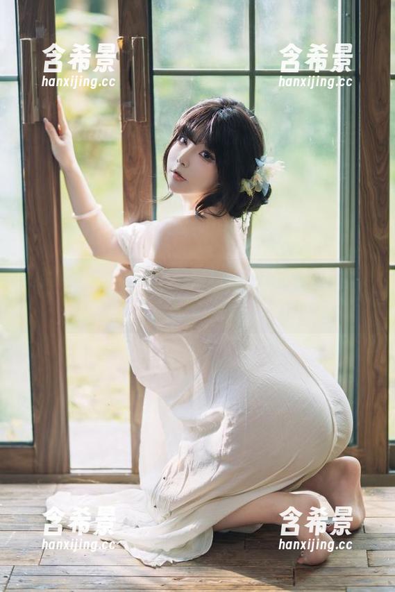 yuuhui玉汇 没有圣光的美图,只有yuuhui玉汇的孤独深情