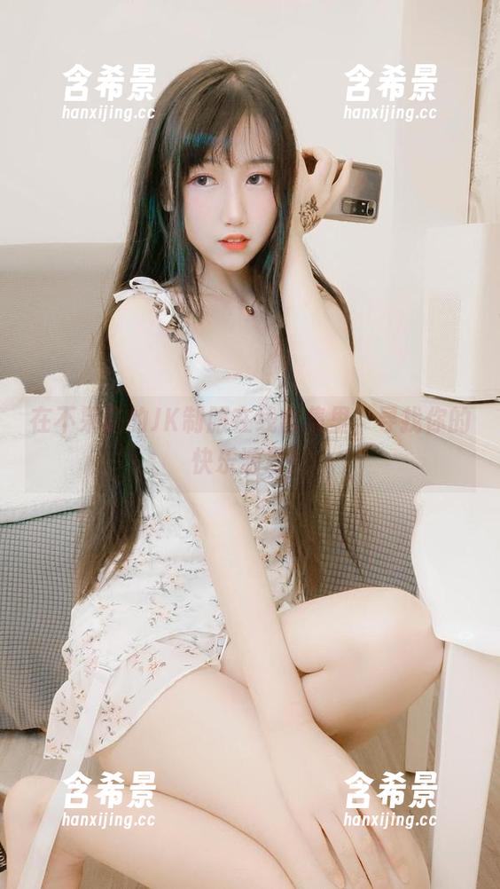 在不呆猫的JK制服在线合集里，寻找你的快乐源泉！