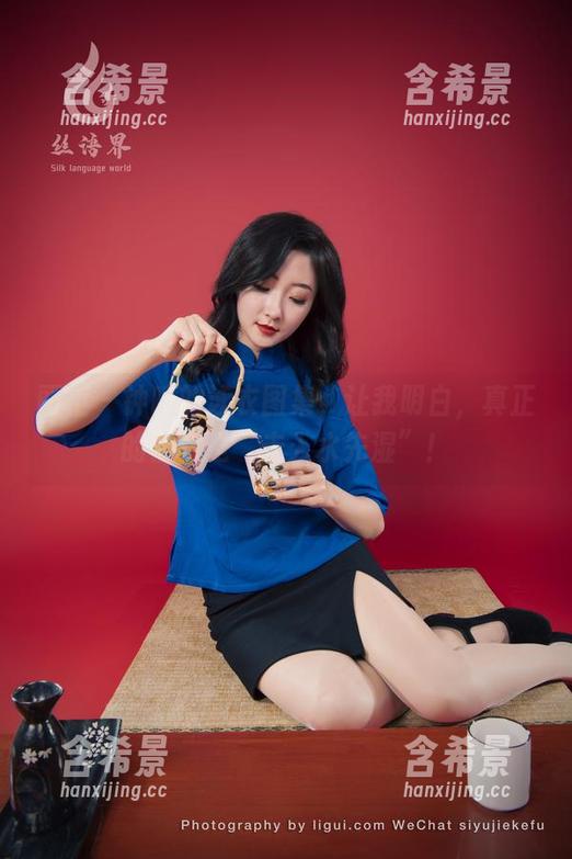 丽柜 - 钟晴的泳衣图集，让我明白，真正的福利是“未入水先湿”！