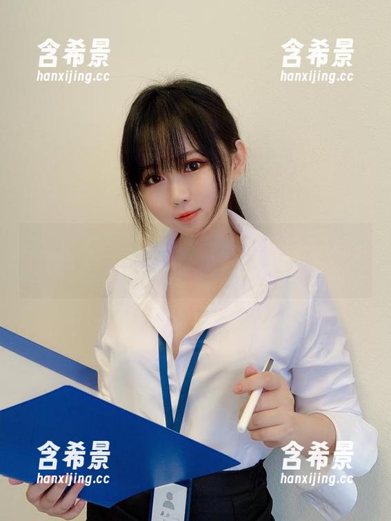 依依超级懒黑色旗袍作品集——是我想要的，还是她衣柜里藏着的？