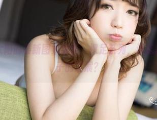 克拉女神 – 大阳的最新图集到手，裸足系列，谁能抵挡得住这样子的发展？