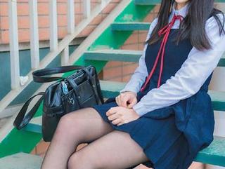 体操服少女，兔玩映画这组927精选，毫不费力地就让气氛升温。
