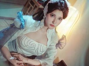 除了自拍，在下萝莉控ii的私拍合集里还有啥值得我们讨论的？