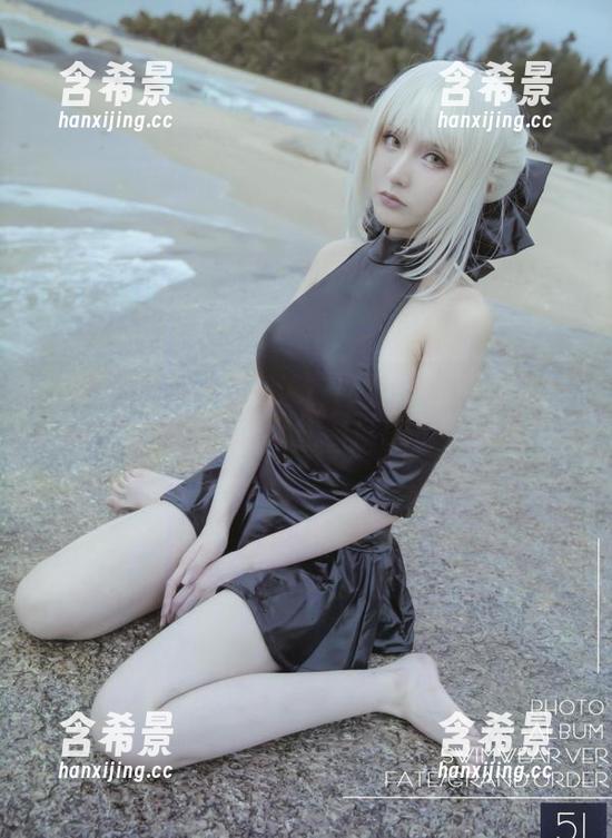 在下萝莉控ii分享泳衣图包：582种泳装可能没她的好看，或者说要再多几种？