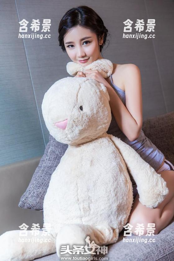 头条女神 - 李丽莎的学姐图集，充满那股无形的学术气息！