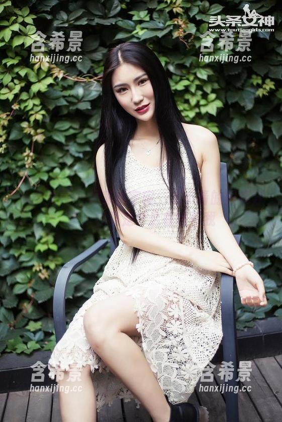 头条女神-艾小青 头条女神 - 居家小宇宙:艾小青的图集分享,究竟是什么在吸引我