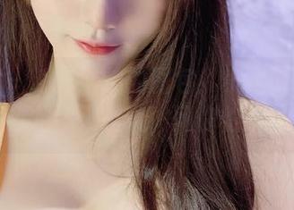 微密圈 – 新鲜出炉的图包！小玉吃果冻和她的尤物天花板，问你怕不怕？