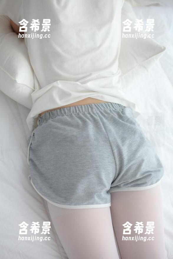 少女秩序 - 教室不只是学习的地方，看到乐栀的写真，今天一定要玩得开心。