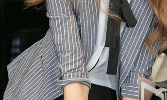 尤果网 – 黛蓓琪红裙合集，穿上这条裙子，谁都想成女主角吧？