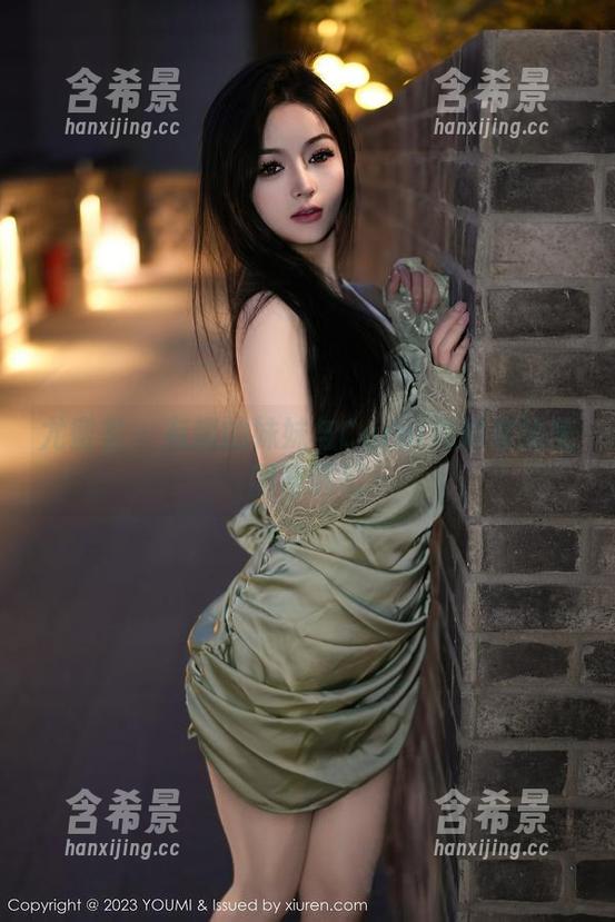 尤蜜荟 - 有趣的妹妹与Carol周妍希的美图奇遇记