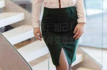尤蜜荟 – 图片分享：妲己Toxic的棉袜，完全无法恢复的时尚灾难吗？你来评断！