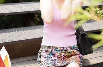 推女神 – 一波黄可christine黑丝合集，像是无意间翻到了宝藏。