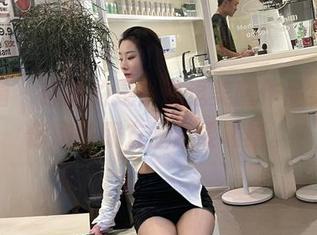 微密圈 – 最新的是小逗逗美腿作品集，比你刷的朋友圈还要吸睛。