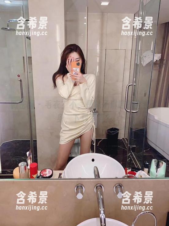 微密圈 - 毛衣？不，是林子琳喵的全套变身，下载了吗？
