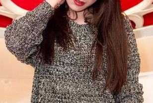 果团网 – 龚玥菲的写真，定制秘书剧情全靠想象加分！