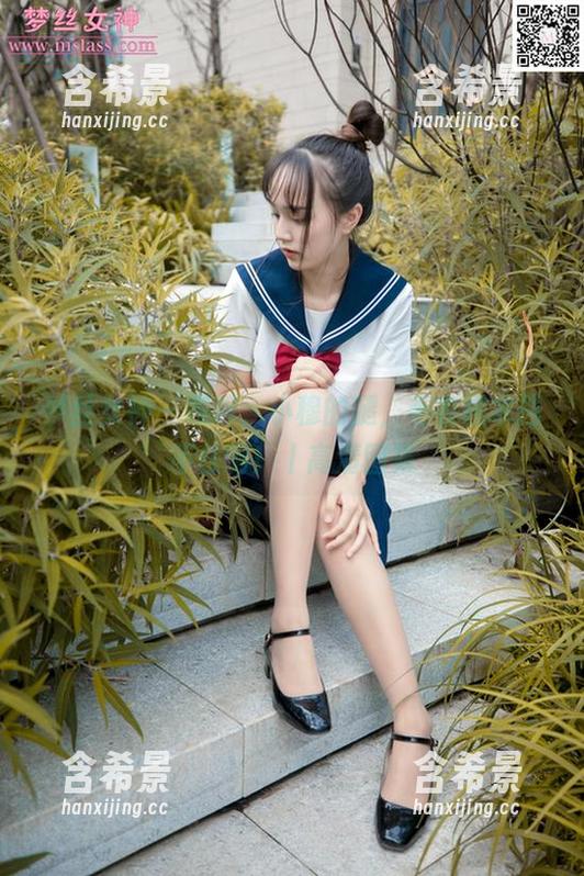 梦丝女神 - 哎呀，小穆的腿，毛衣根本挡不住啊！丨高清图集
