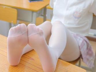 森萝财团的全套疯狂上线：当然是“吹弹可破”的绝妙图片，引发铳鸣！