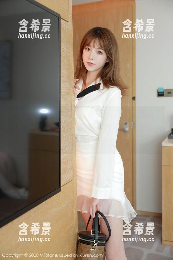模范学院 - 修女也有春天：“人间荒糖”带来的美图合集，颠覆你对她的所有印象，从未见过的姿态。