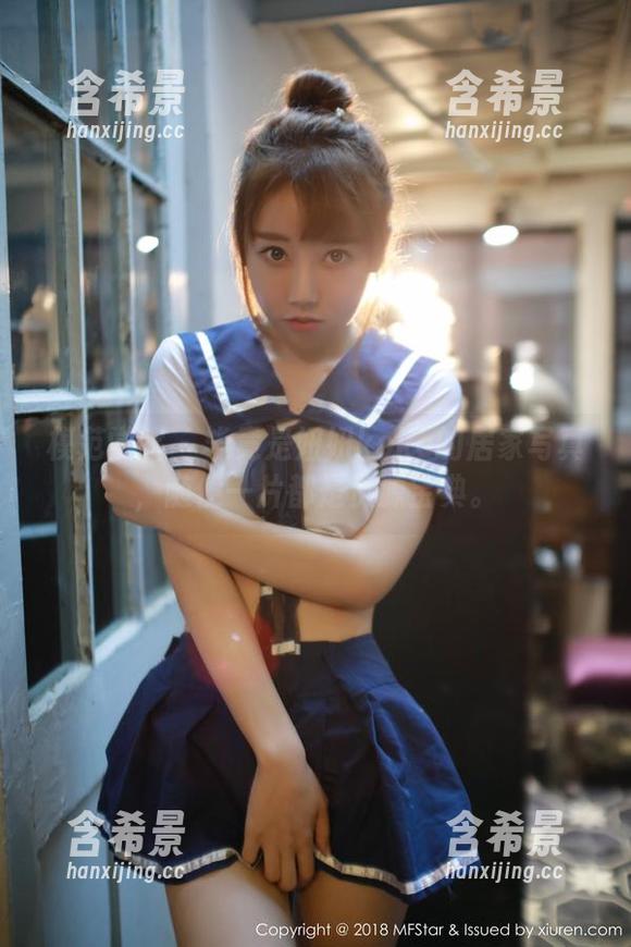 模范学院 - 毕竟是妞妞koko的居家写真，随便一片都是资源宝典。