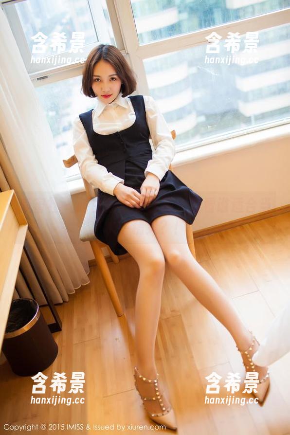 爱蜜社 - 萌白酱泳衣合集：看看谁适合当水中精灵？！