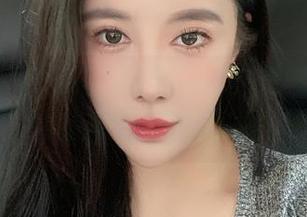 微密圈 – 猪小七黑丝作品集，难道这就是传说中的黑丝魔法？