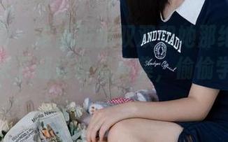 甜予摄影 – 谁能抵抗双双和她那绝美白棉袜？快来下载这份写真集，偷偷学学穿搭！