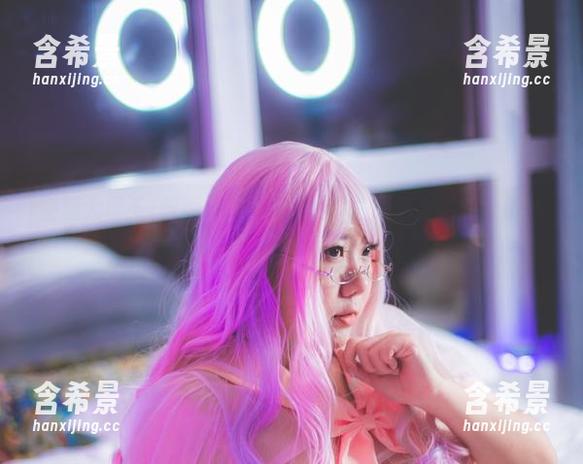 甜糖大魔王+普通JK=不可思议的美图组合，期待值爆表！
