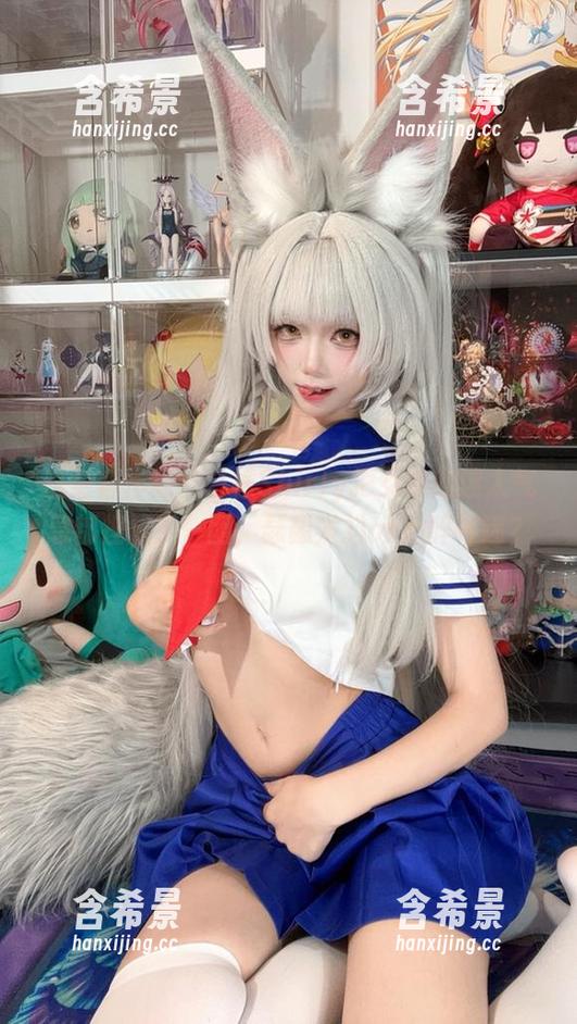 这全套作品，白栎Shirly把女孩的迷人气息都捏成了一团，瑟瑟发抖or心醉神迷？