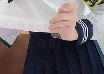 白烨烨的纸牌兔女郎写真，下载前请先深呼吸！